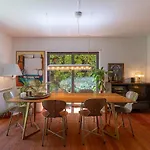 Casa *